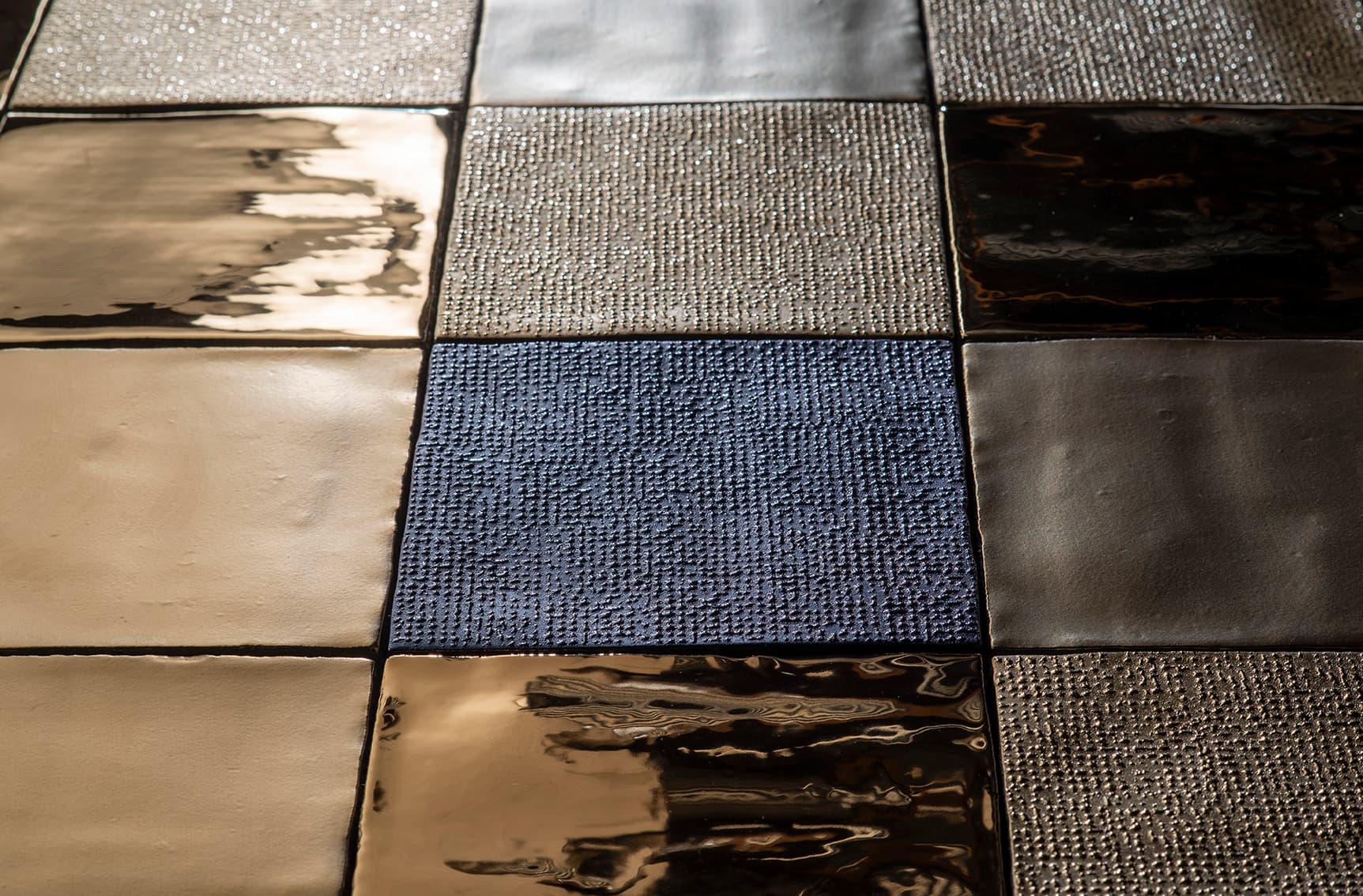 Texture Coat Metallic Ceramic Tile