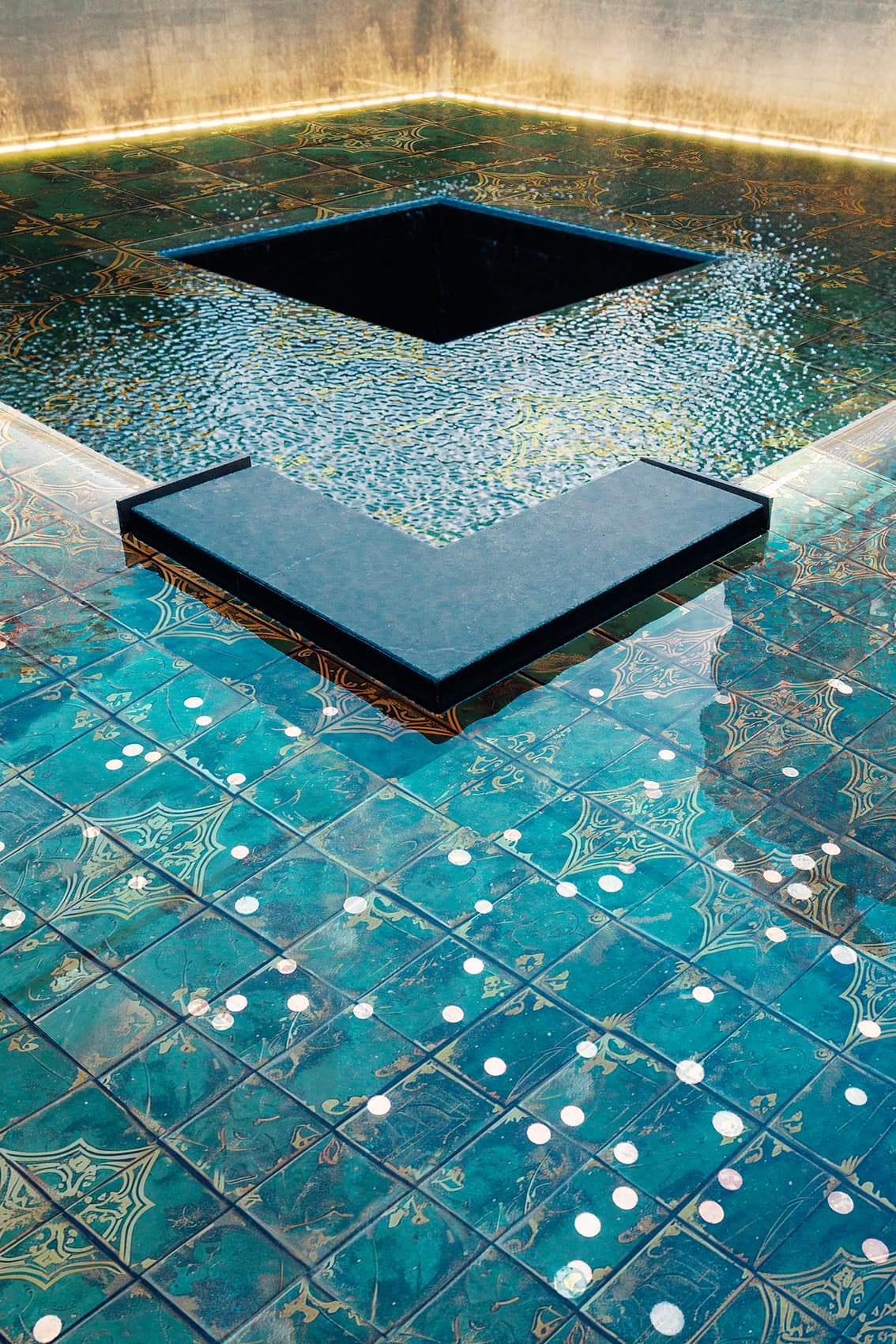 Reef Jade Metallic Tile