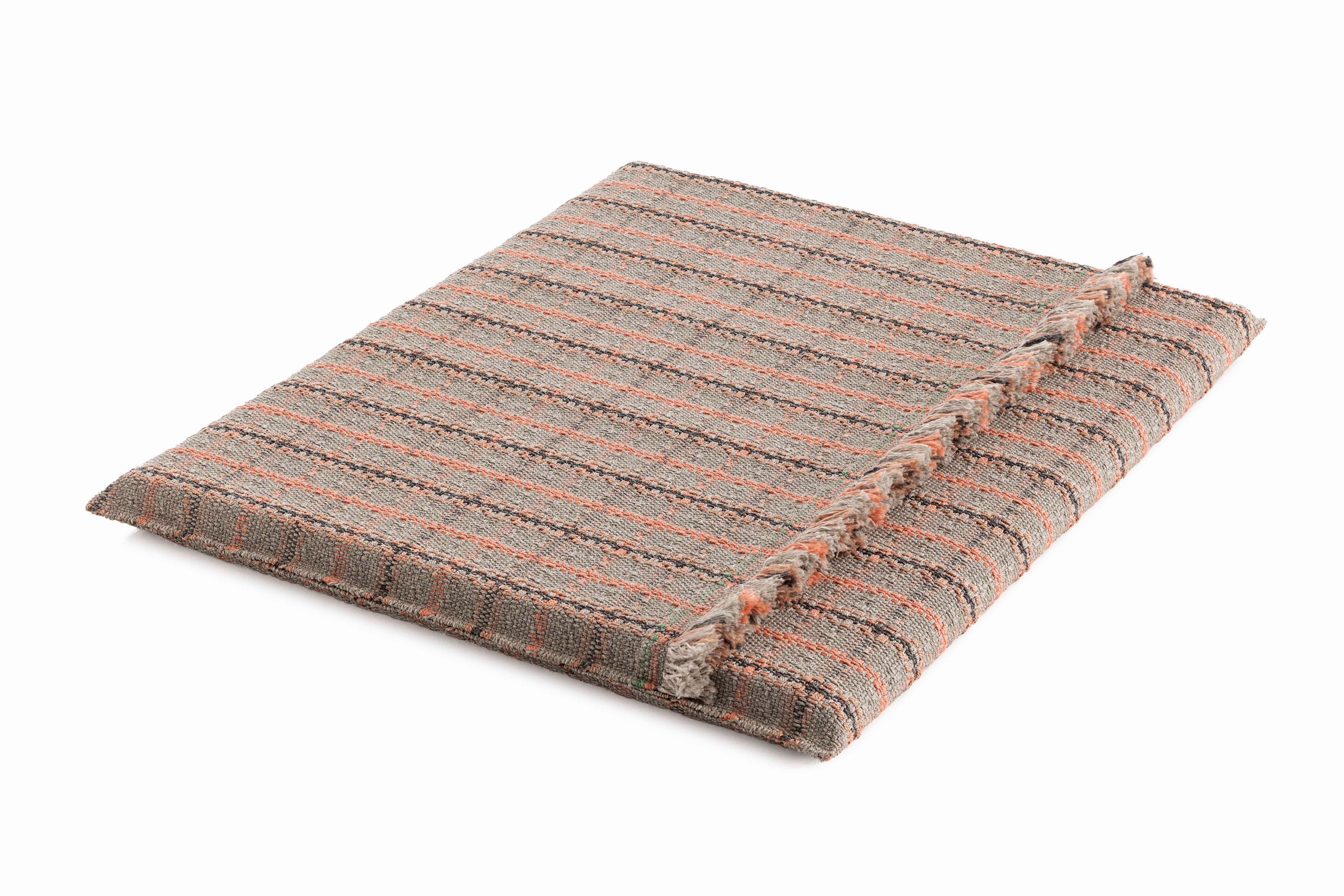 GAN Garden Layers հատակի ներքնակ՝ Tartan Terracotta