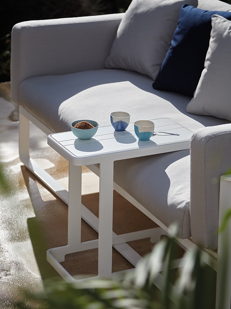 GANDIABLASCO Flat C side table, detail